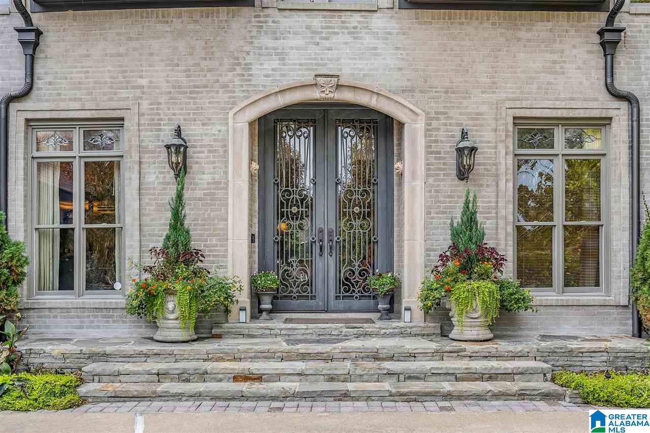 609 Queens Gate Birmingham, AL 35242 - Photo 2 of 50