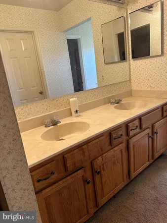 $800,000 | 604 Venice Drive, Silver Spring, MD 20904