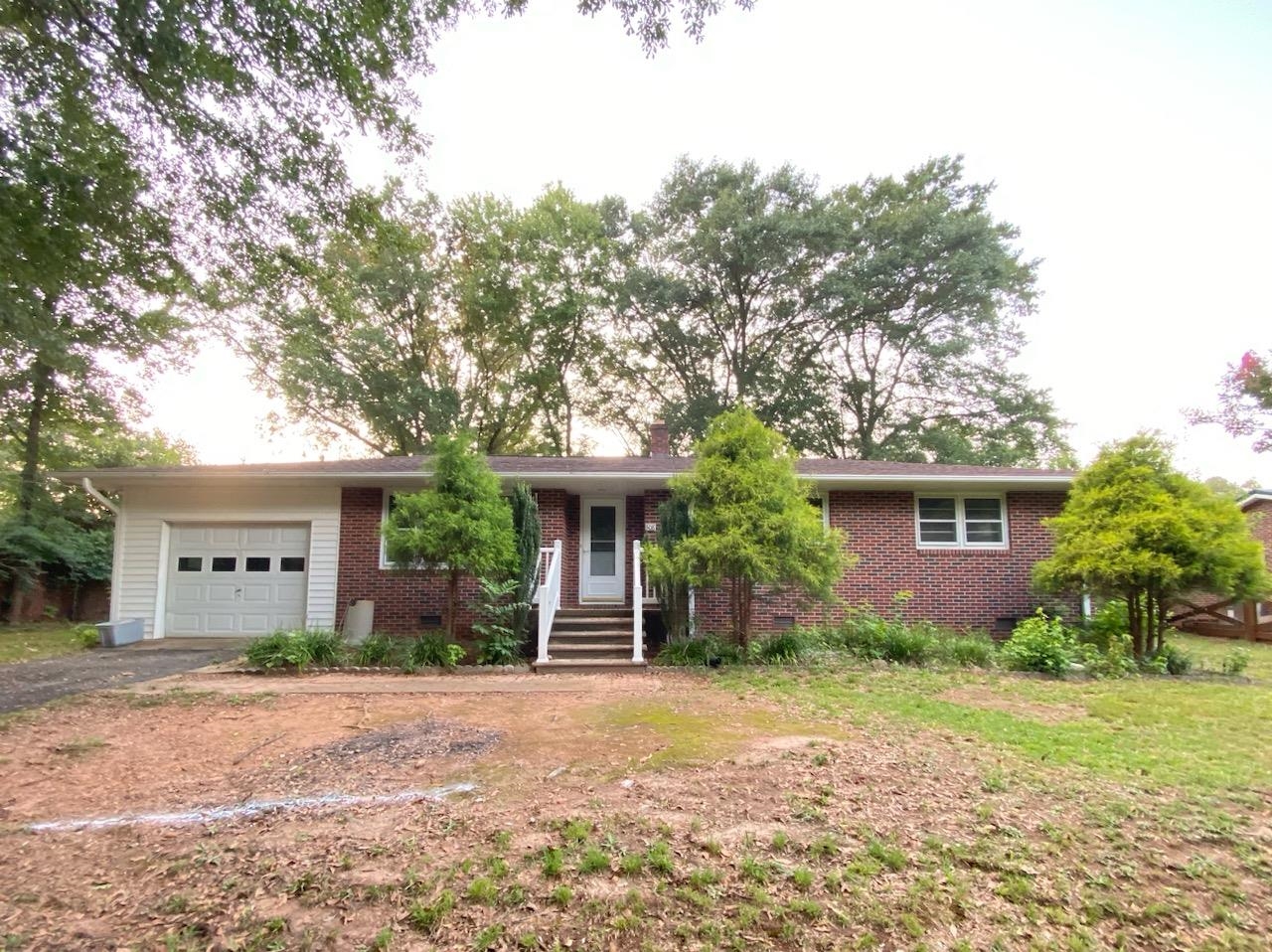 308 Tucker Road Spartanburg, SC 29306 - Photo 1 of 30 Gallery Image 1