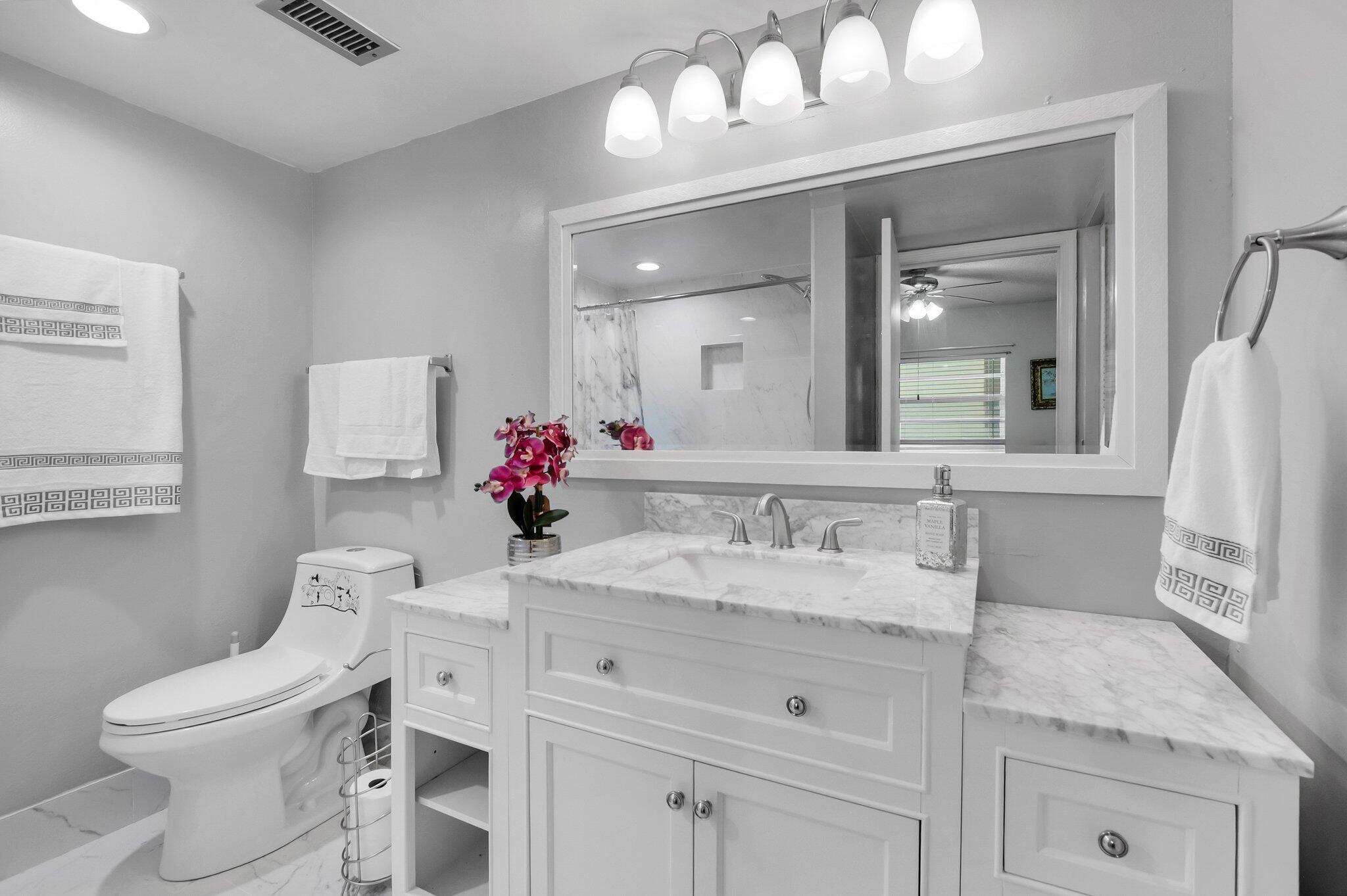 23247 Barwood Lane North, Unit 305 Boca Raton, FL 33428 - Photo 22 of 39 24-web-or-mls-DSC_0126