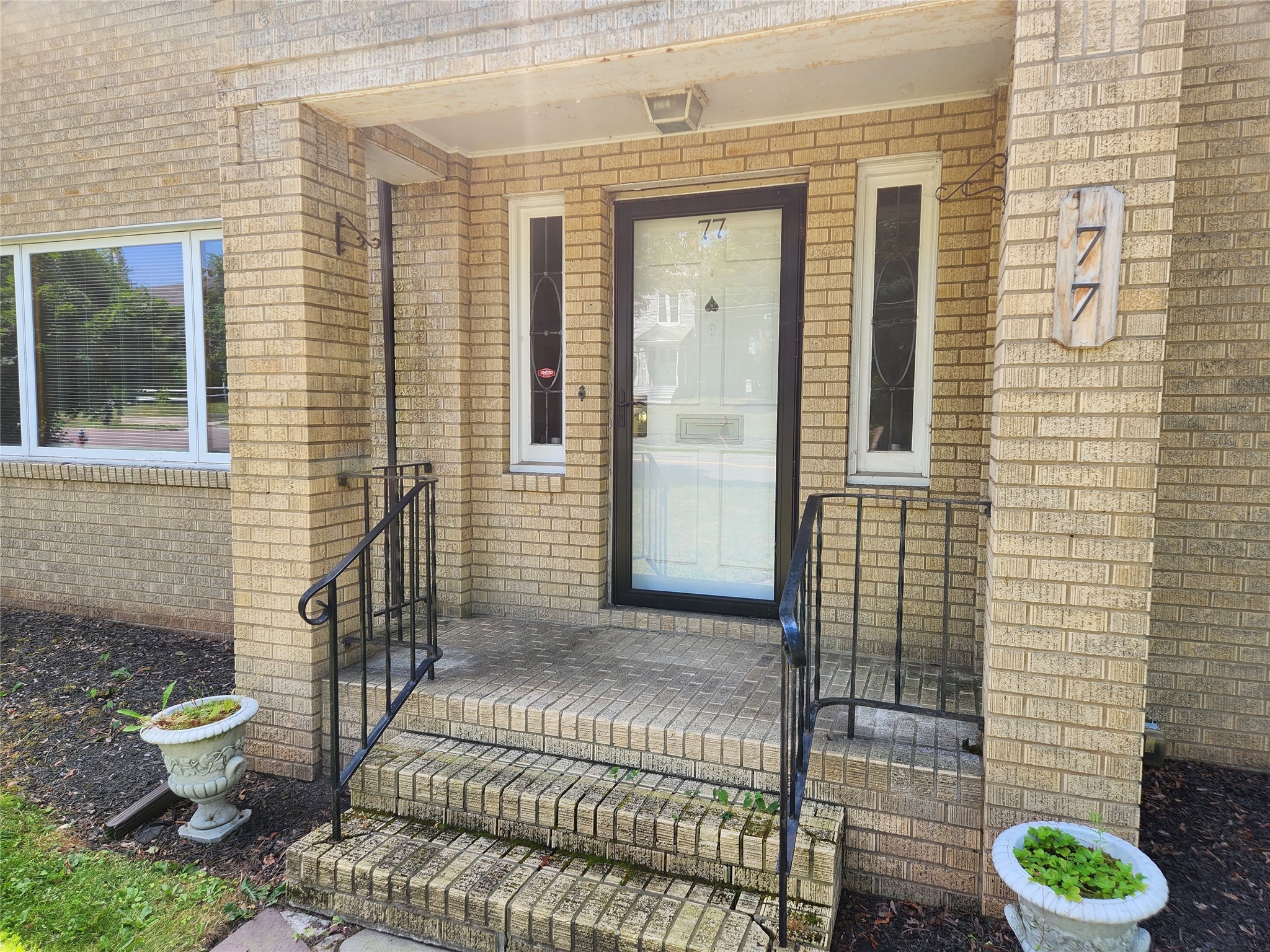 77 Riverside Drive Binghamton, NY 13905 - Photo 6 of 39