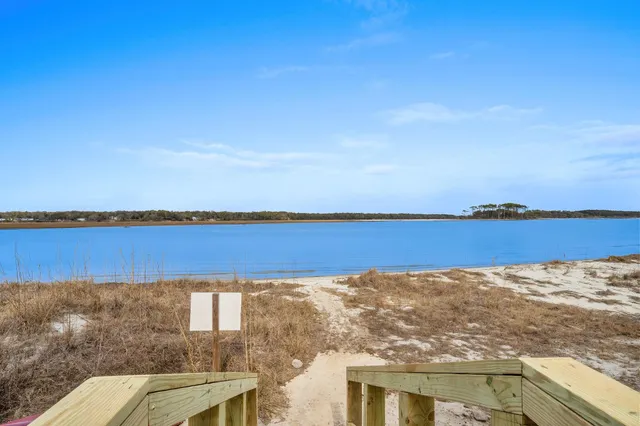 $529,000 | 6309 North Ocean Boulevard, Unit 6B, North Myrtle Beach, SC 29582