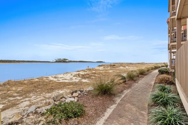 $529,000 | 6309 North Ocean Boulevard, Unit 6B, North Myrtle Beach, SC 29582