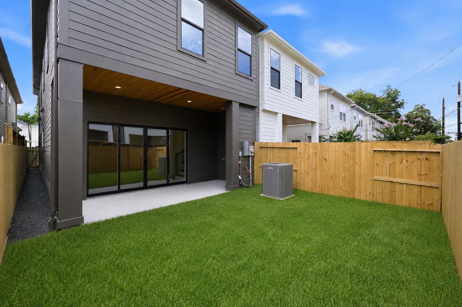 112 East 27th Street Houston, TX 77008 - Photo 3 of 43 Covered 8' x 20' patio with a pool-sized backyard.