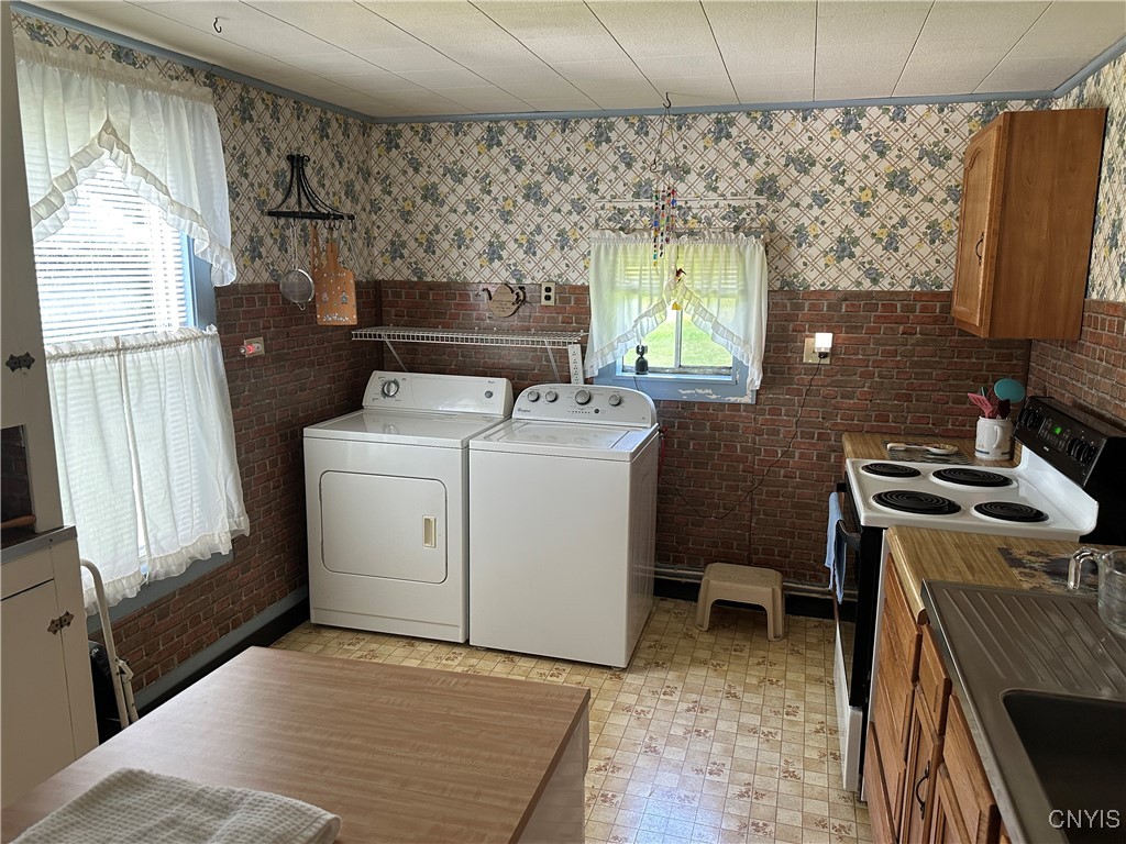 8886 West Creek Road Berkshire, NY 13736 - Photo 3 of 43