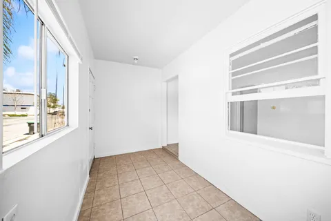 $429,000 | 503 East Latham Avenue, Hemet, CA 92543