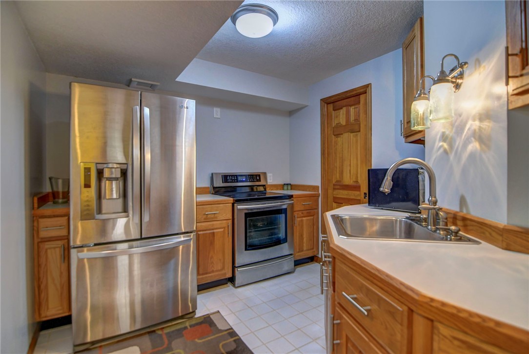 3585 North Woodridge Drive Decatur, IL 62526 - Photo 31 of 47