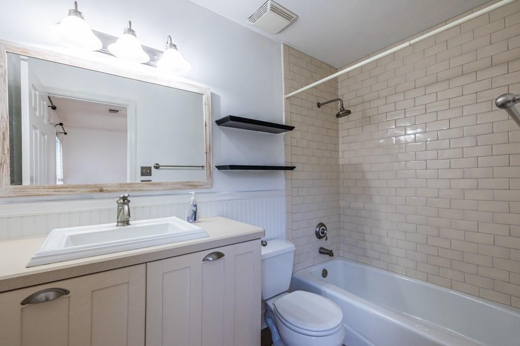 5 Plantation Drive Northeast, Unit A Atlanta, GA 30324 - Photo 16 of 29 Gallery Image 16
