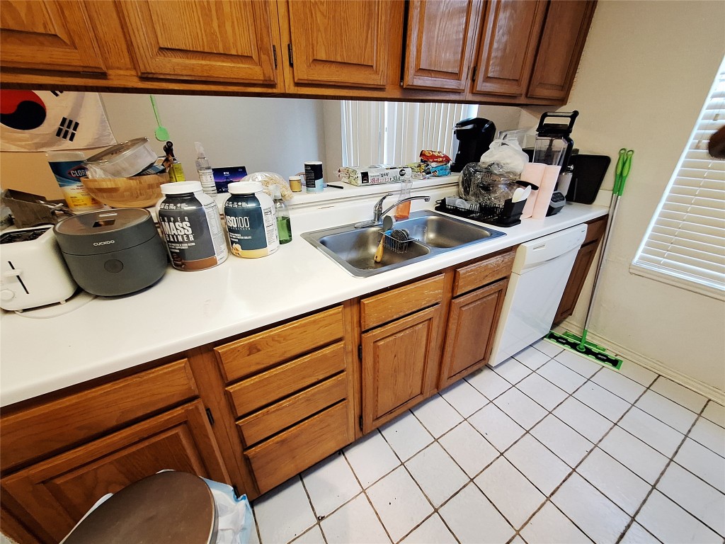 2409 Leon Street, Unit 108 Austin, TX 78705 - Photo 9 of 14