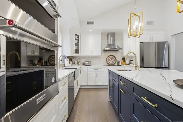 $950,000 | 5 Nyselius Place, Stamford, CT 06905