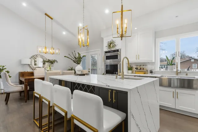 $950,000 | 5 Nyselius Place, Stamford, CT 06905