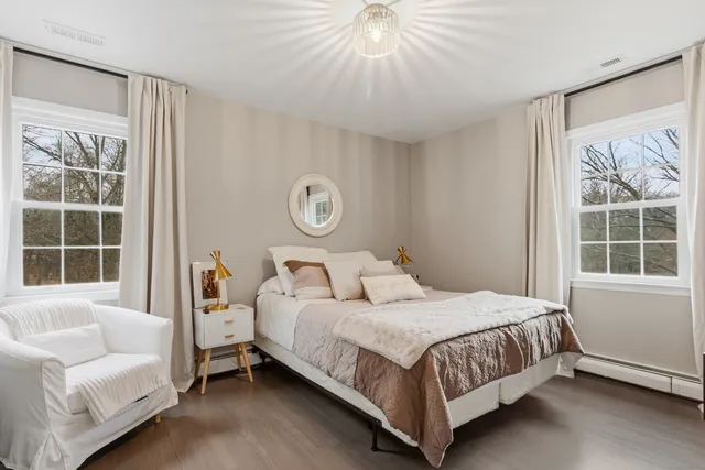 $950,000 | 5 Nyselius Place, Stamford, CT 06905