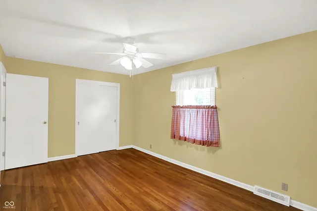 $429,900 | 6831 Kingswood Drive, Indianapolis, IN 46256