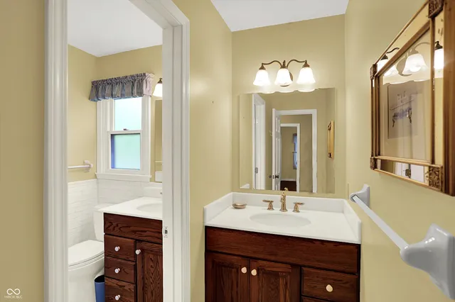 $429,900 | 6831 Kingswood Drive, Indianapolis, IN 46256