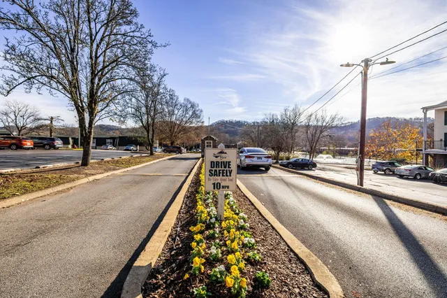 $135,000 | 900 Mountain Creek Road, Unit 463`, Chattanooga, TN 37405