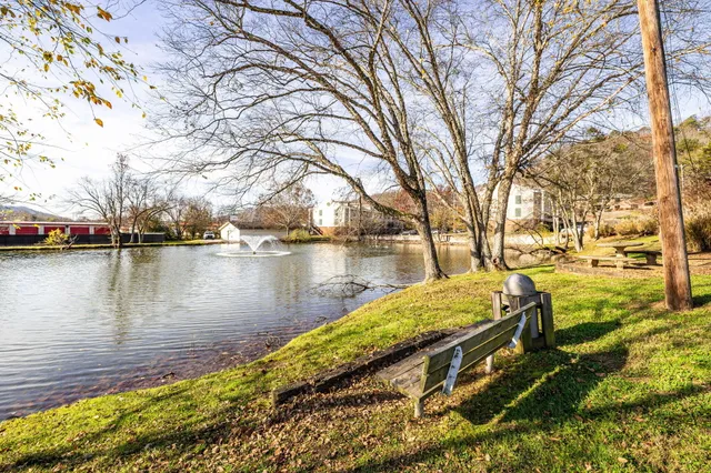 $135,000 | 900 Mountain Creek Road, Unit 463`, Chattanooga, TN 37405