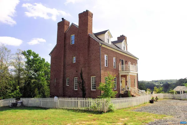 $925,000 | 2004 Seven Meadows Lane, Appomattox, VA 24522