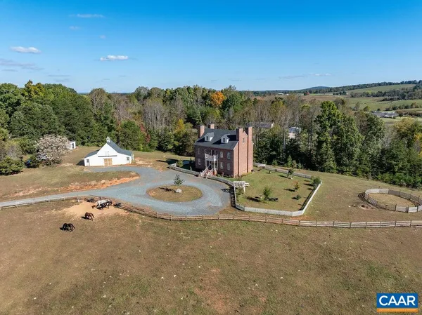 $925,000 | 2004 Seven Meadows Lane, Appomattox, VA 24522