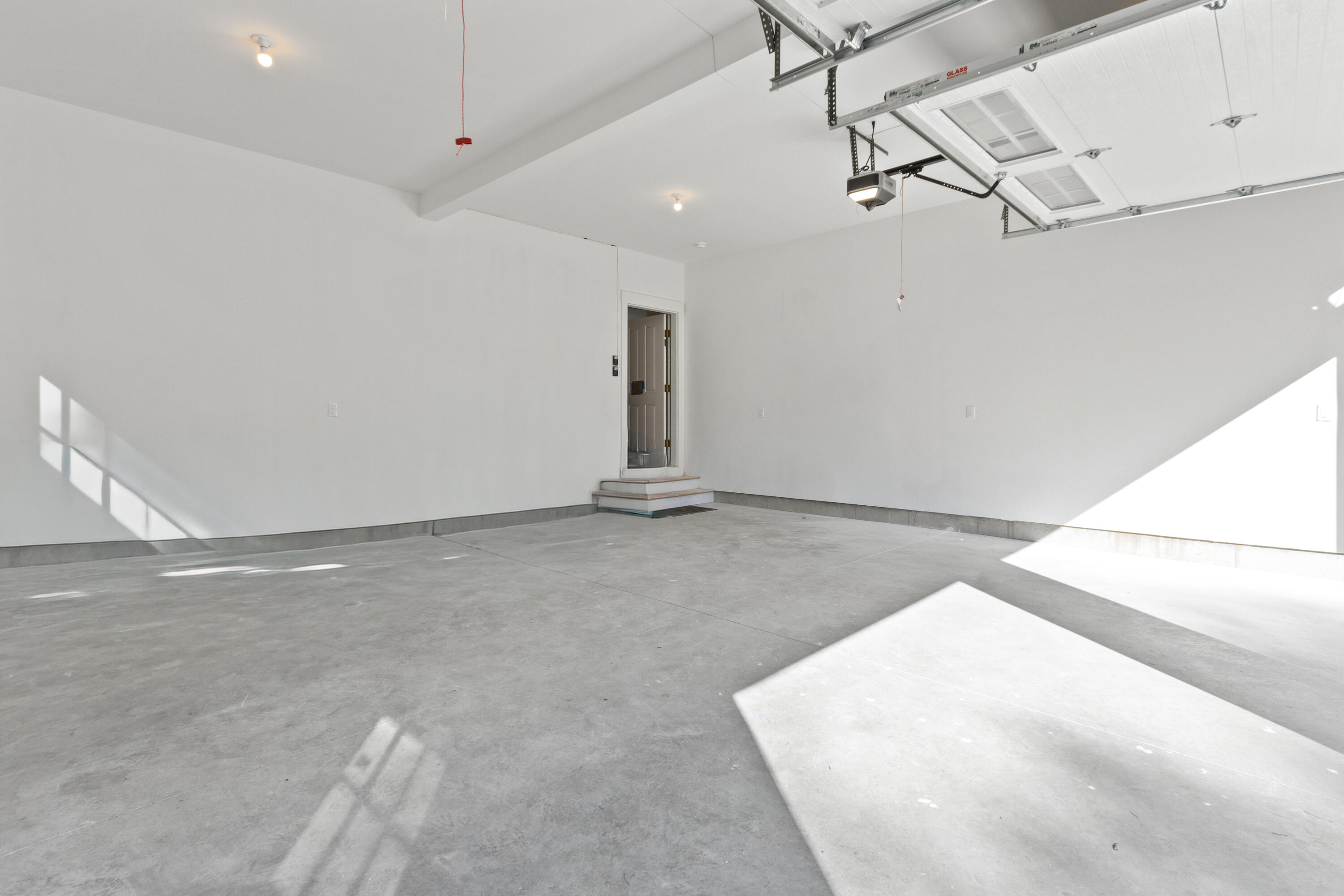 4 Millstone Lane Kennebunk, ME 04043 - Photo 15 of 44 20260320TG-91038