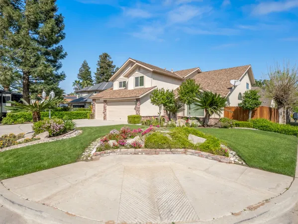 $499,000 | 4224 West Paul Avenue, Fresno, CA 93722