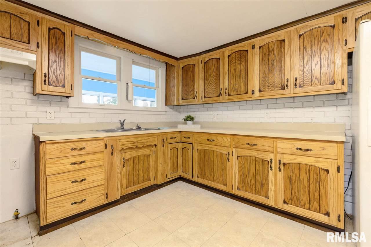 10620 Moline Road Erie, IL 61250 - Photo 3 of 20