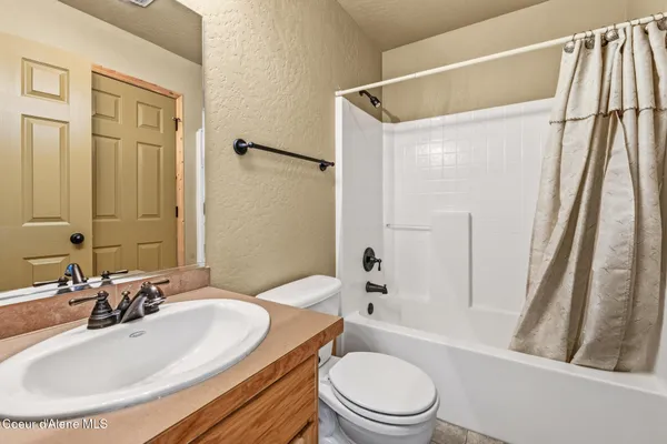 $850,000 | 195 Snowplow Road, Unit A, Sandpoint, ID 83864