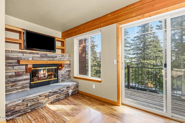 $850,000 | 195 Snowplow Road, Unit A, Sandpoint, ID 83864