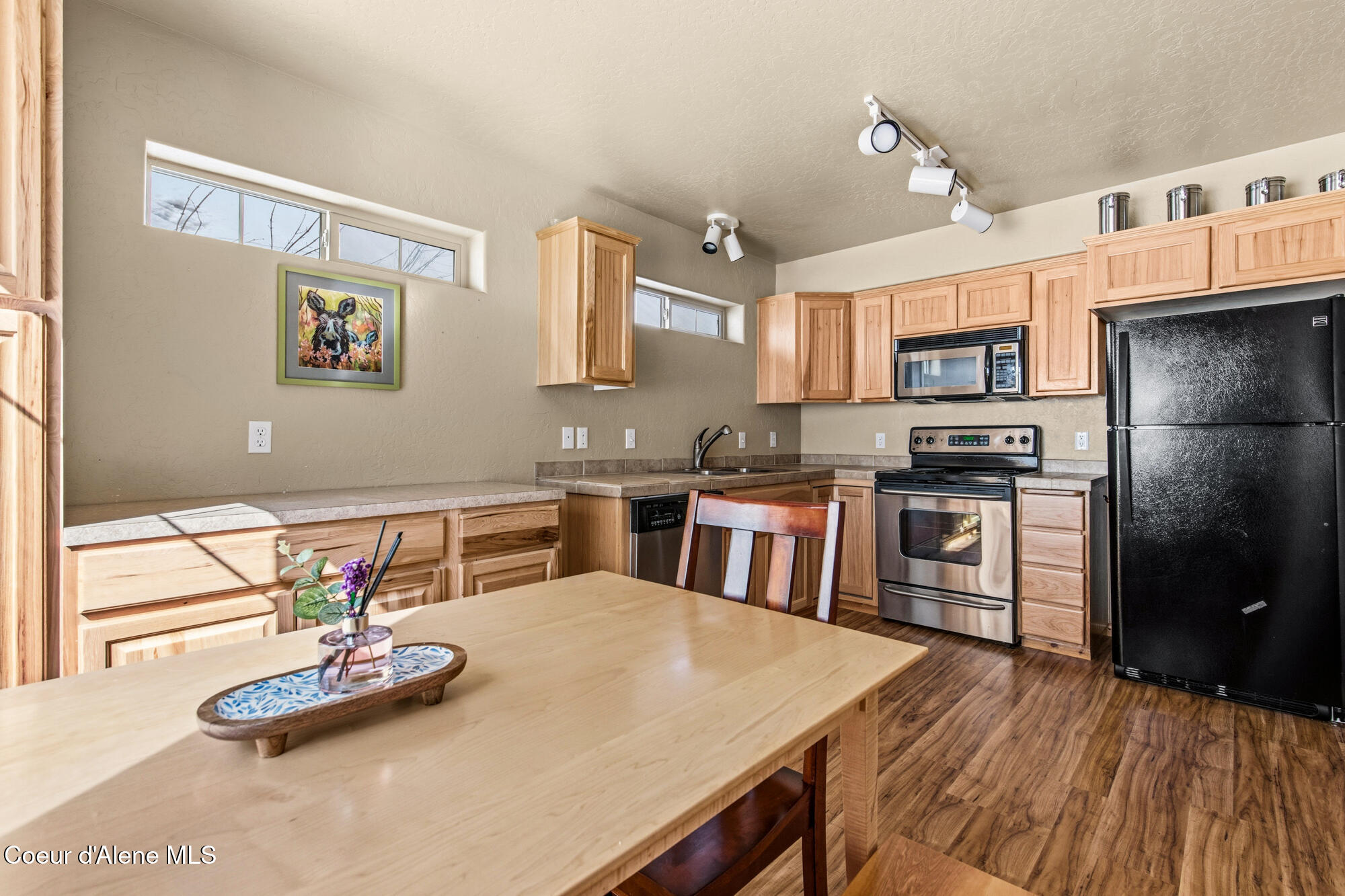 195 Snowplow Road, Unit A Sandpoint, ID 83864 - Photo 7 of 30 007