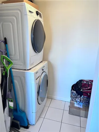 $2,950 | 1617 Jefferson Avenue, Unit PH1, Miami Beach, FL 33139