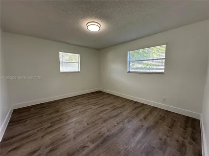 $2,195 | 116 Northwest 2nd Avenue, Unit B, Hallandale Beach, FL 33009