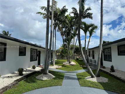 $2,195 | 116 Northwest 2nd Avenue, Unit B, Hallandale Beach, FL 33009