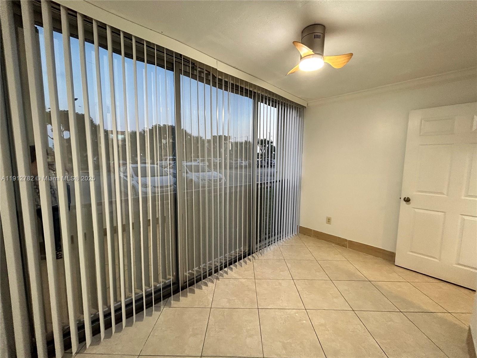 9401 Southwest 4th Street, Unit 111 Miami, FL 33174 - Photo 7 of 12 a view of a interior of the house