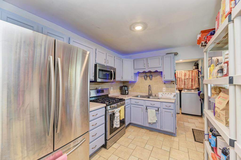 105 Queenswood Road Bolingbrook, IL 60440 - Photo 11 of 22