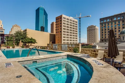 $595,000 | 500 Throckmorton Street, Unit 1605, Fort Worth, TX 76102