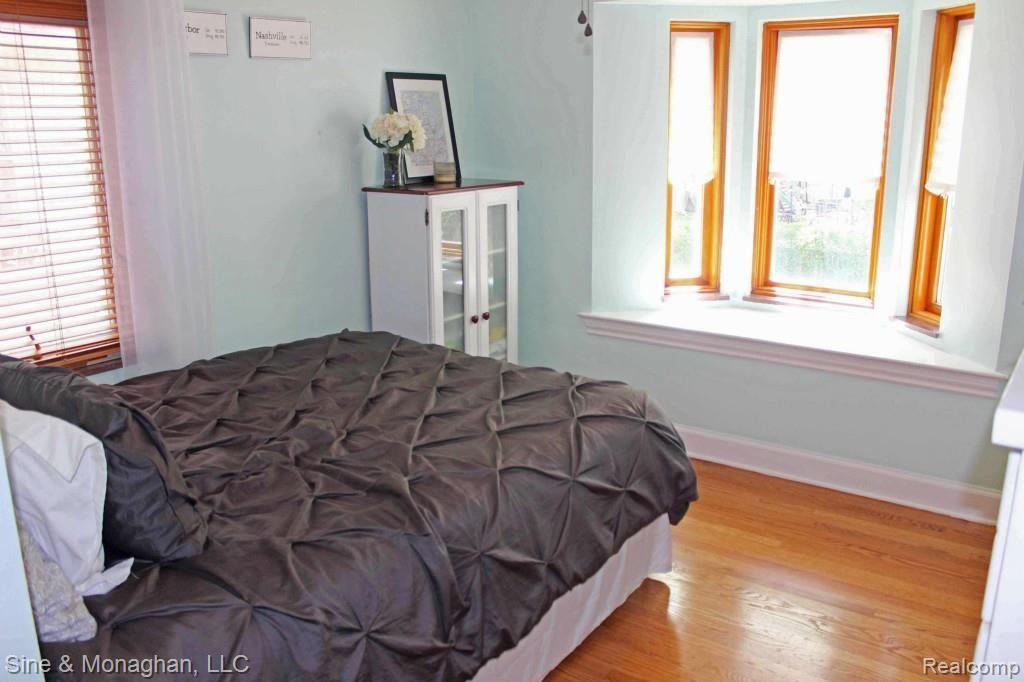 344 Moran Road Grosse Pointe, MI 48236 - Photo 12 of 19 14_2.jpg