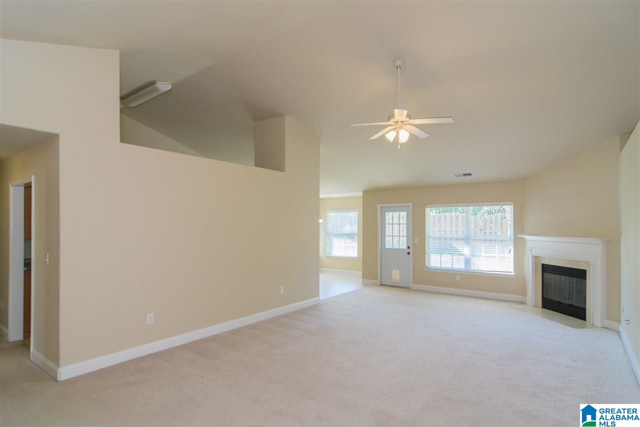 236 Cedar Meadow Alabaster, AL 35114 - Photo 6 of 37