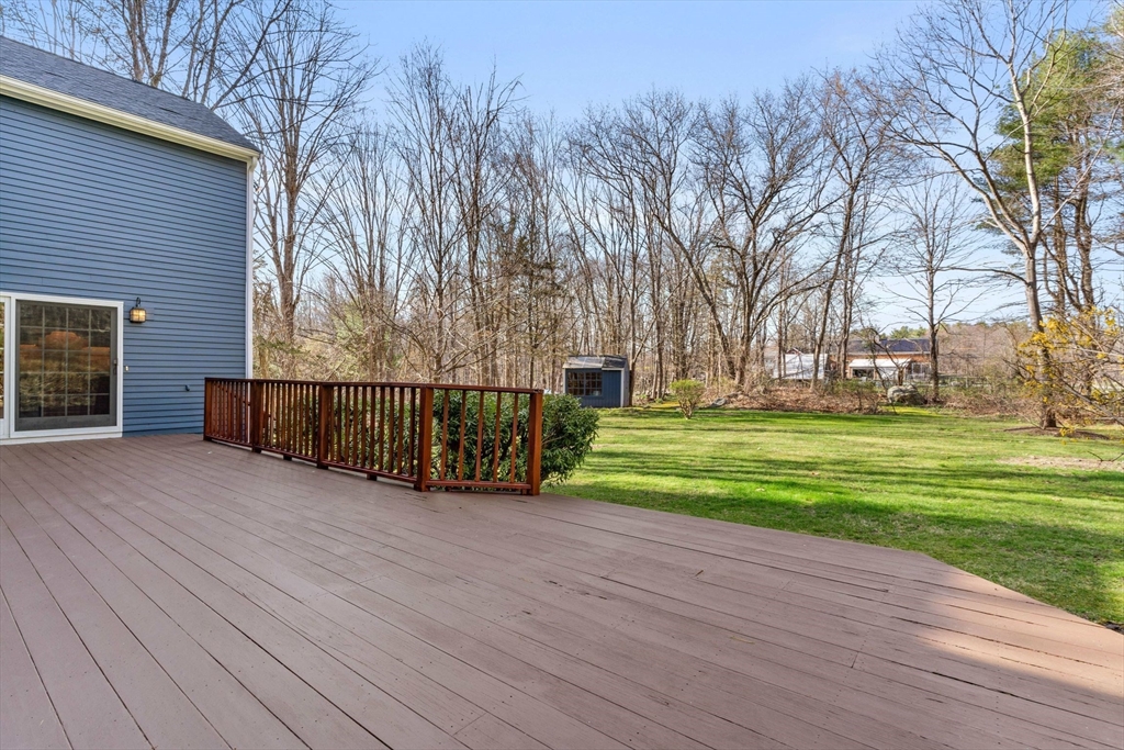 14 Peckham Hill Road Sherborn, MA 01770 - Photo 4 of 23 Gallery Image 4