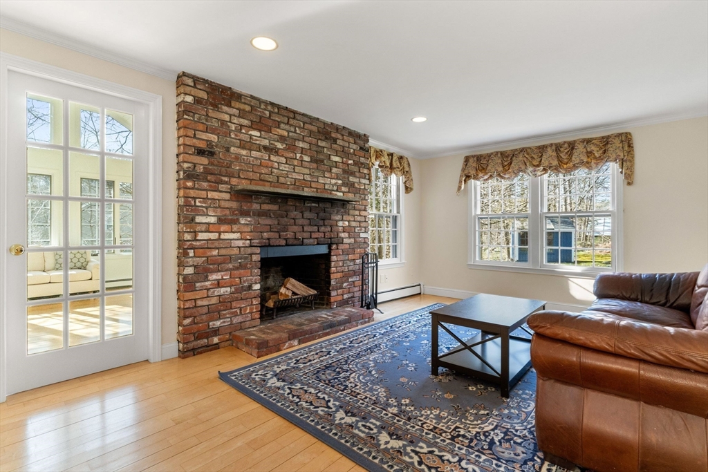 14 Peckham Hill Road Sherborn, MA 01770 - Photo 9 of 23 Gallery Image 9