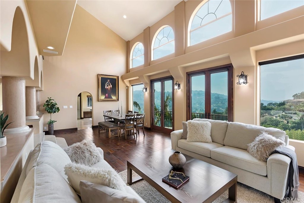 3263 Tareco Drive Los Angeles, CA 90068 - Photo 33 of 71