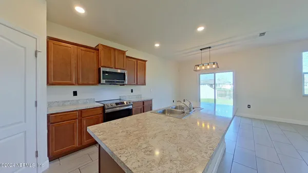 $2,550 | 3583 Shiner Drive, Jacksonville, FL 32226