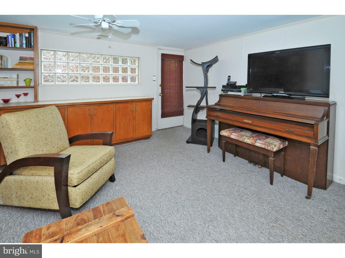 7913 Rodgers Road Elkins Park, PA 19027 - Photo 14 of 25 Family Room