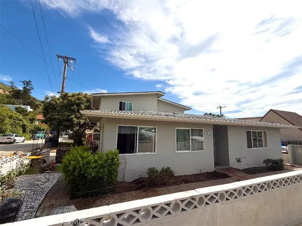 $795,000 | 6840 West Santa Barbara, Ventura, CA 93001