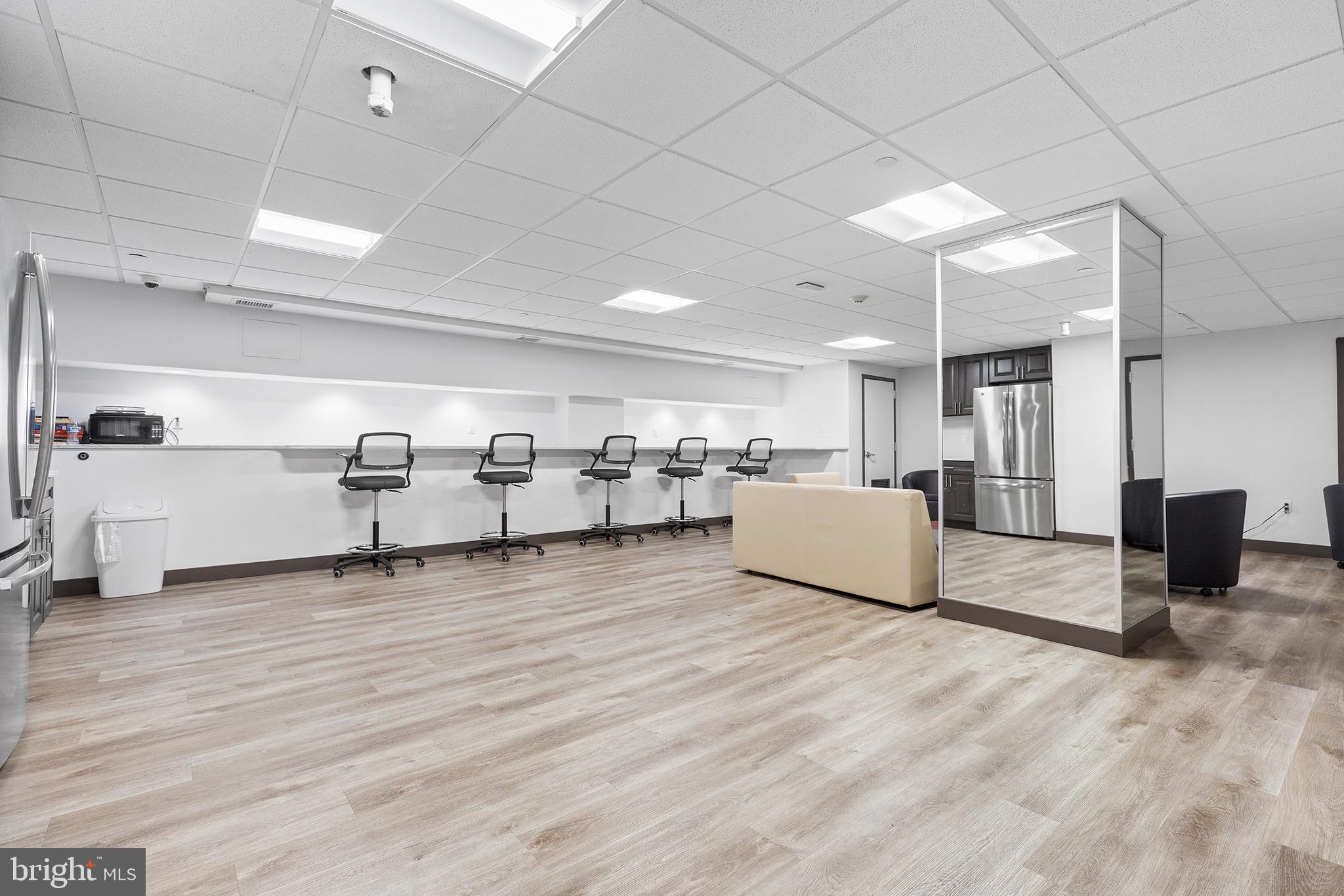 2101 Chestnut Street, Unit 504 Philadelphia, PA 19103 - Photo 7 of 20