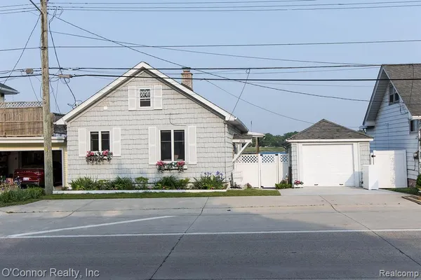 $315,000 | 105 Gratiot Boulevard, Marysville, MI 48040
