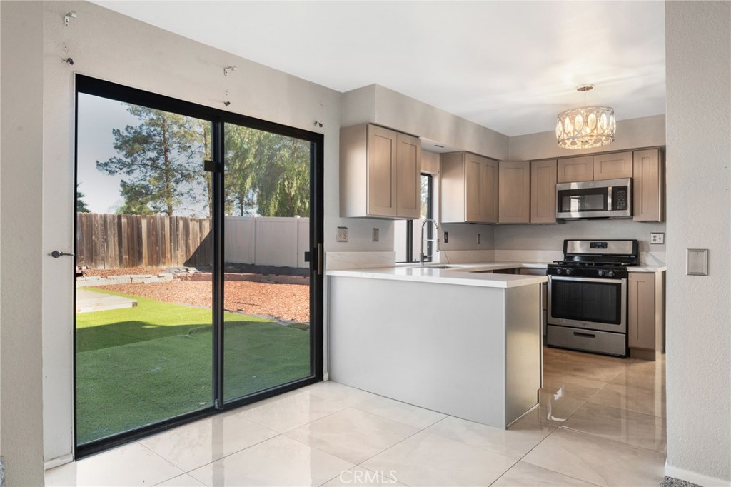 39642 Old Spring Road Murrieta, CA 92563 - Photo 15 of 34 Gallery Image 15