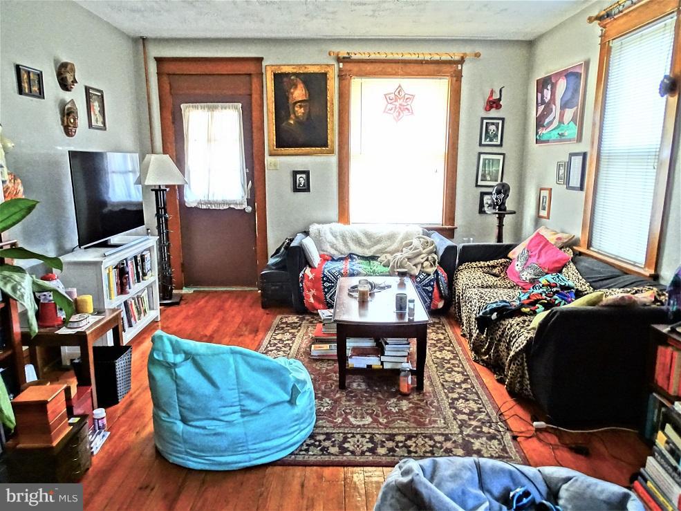 939 Baltimore Street Hanover, PA 17331 - Photo 2 of 12 Gallery Image 2
