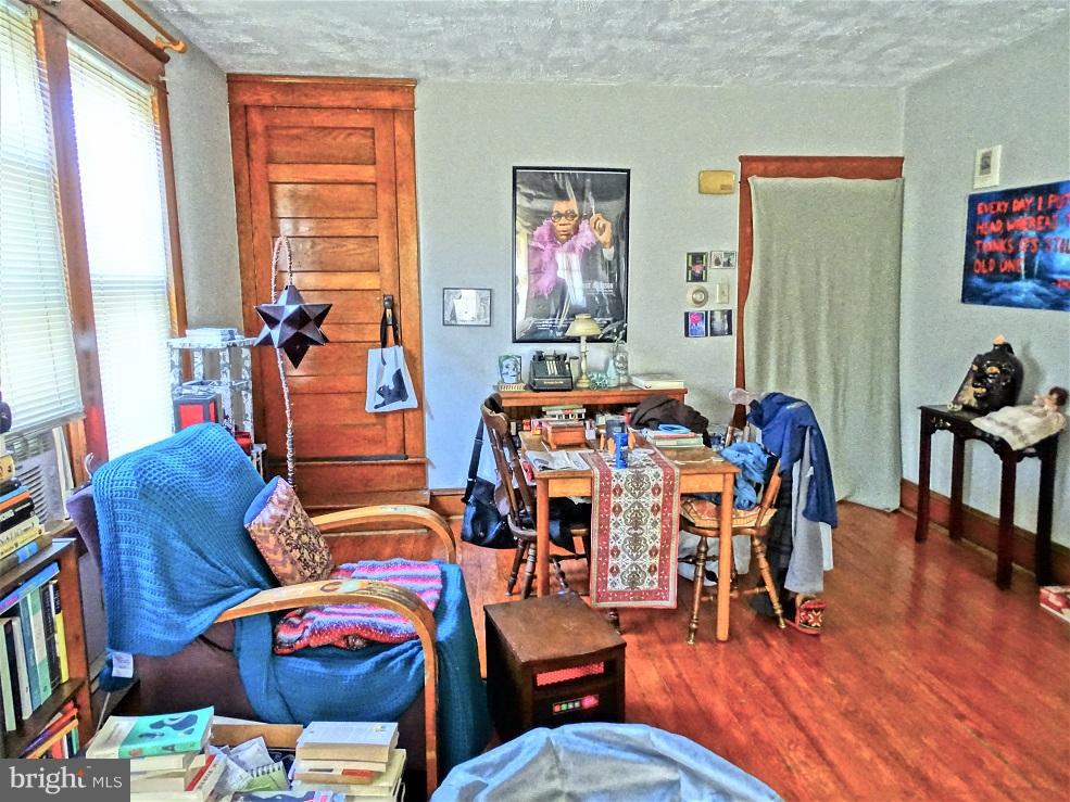 939 Baltimore Street Hanover, PA 17331 - Photo 6 of 12 Gallery Image 6
