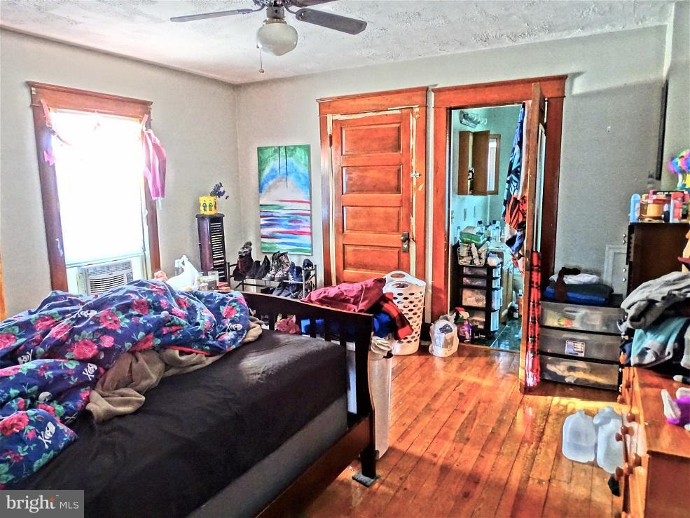 939 Baltimore Street Hanover, PA 17331 - Photo 8 of 12 Gallery Image 8