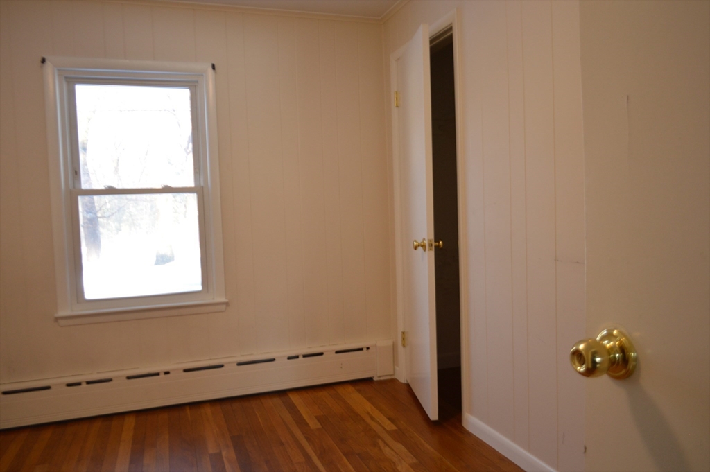 40 Flora Road Attleboro, MA 02703 - Photo 11 of 25