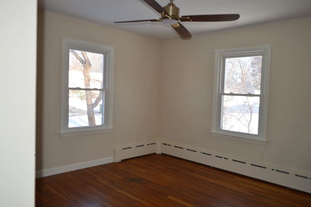 40 Flora Road Attleboro, MA 02703 - Photo 13 of 25